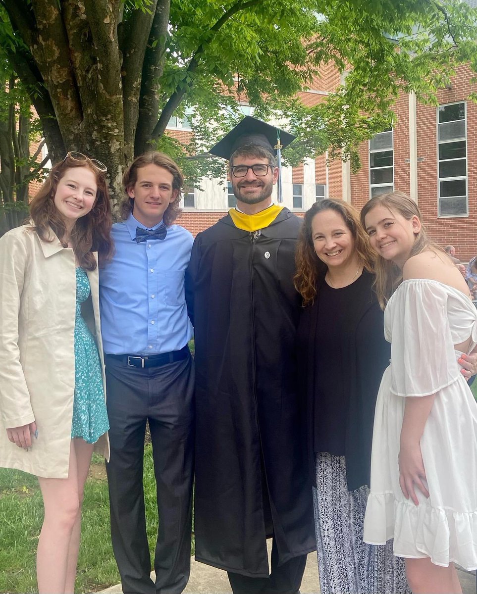olvernesd's tweet photo. So after dabbling in several different programs, I finally buckled down and finished a Masters degree in Educational Technology!! https://t.co/rwr7evO4m0