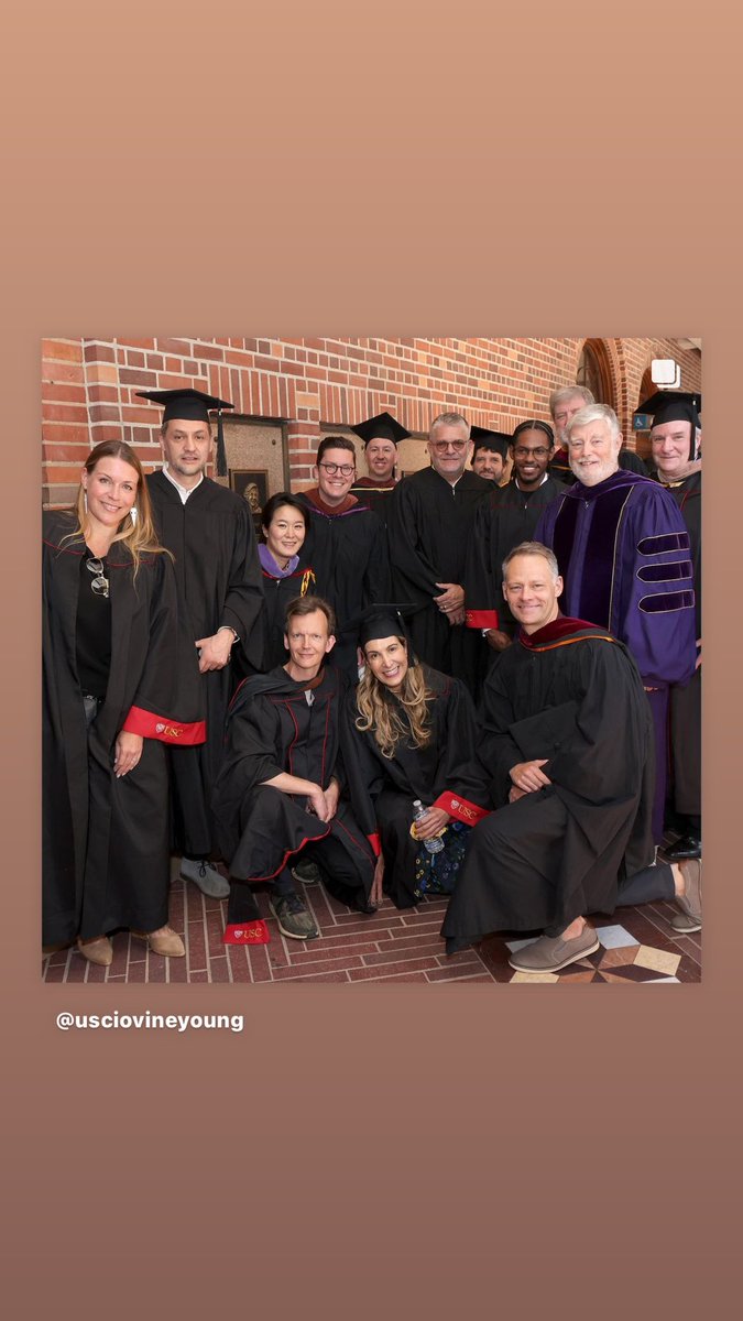 TinaSharkey's tweet photo. Proud to walk with my students &amp; all the grads from @USCIovineYoung . #FightOn &amp; continue to build, disrupt, &amp;  create the world you want to inhabit &amp; lead. https://t.co/M3N5jtJxfS