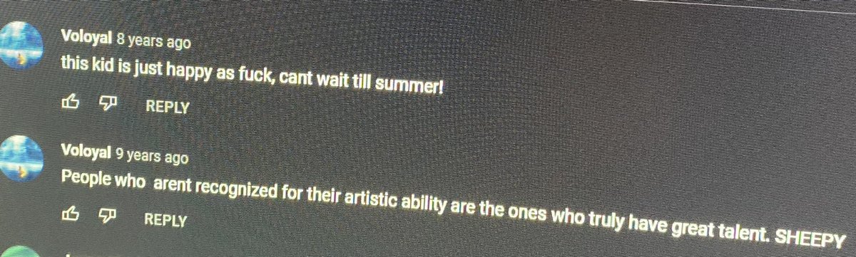 Pantina_'s tweet photo. @RogueHimself randomly re-found and listened to “air - summer chords” just now about 9 years after I discovered it and found comments on that video from back then when I was 15-16.. legit crying. Definitely one of the best songs in existence https://t.co/jfc3aOnWTA