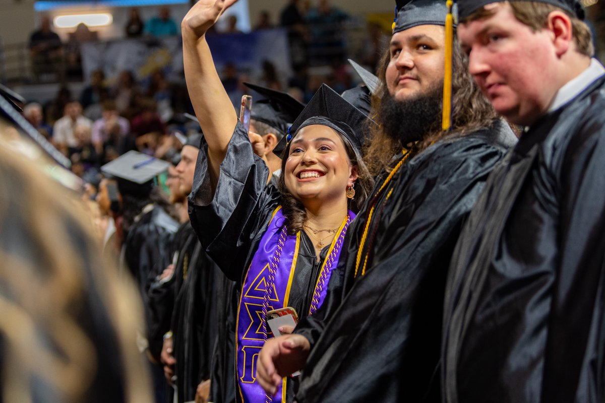 AngeloState's tweet photo. Five ceremonies. Two days. One amazing weekend.
We loved celebrating with our College of Science and Engineering, @AngeloCoBiz and College of Arts and Humanities #AngeloGrads today! Stay tuned for more photos of graduation. https://t.co/rTfIpvy8wb