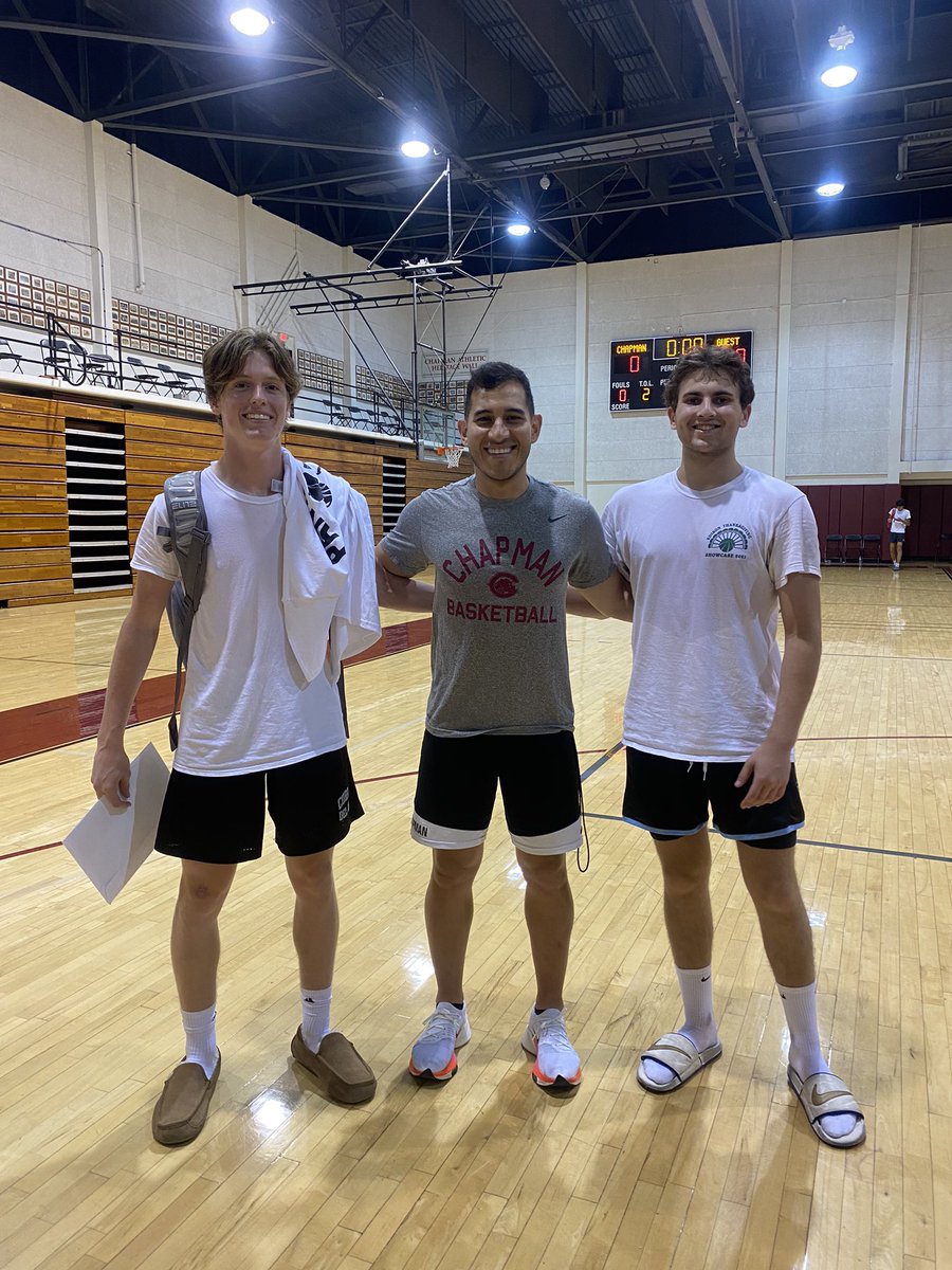 IlanAgran's tweet photo. Had a great time at Chapman University today! Thankful to @mikey_molina for the opportunity 👊 #4on4champs https://t.co/2sgGDy1eAR