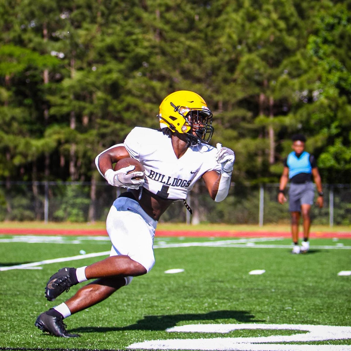 IsaiahByrdd's tweet photo. Year 4 🎬 otw… @RecruitGeorgia @LHS_Bulldog1 https://t.co/ZHpkJfv757