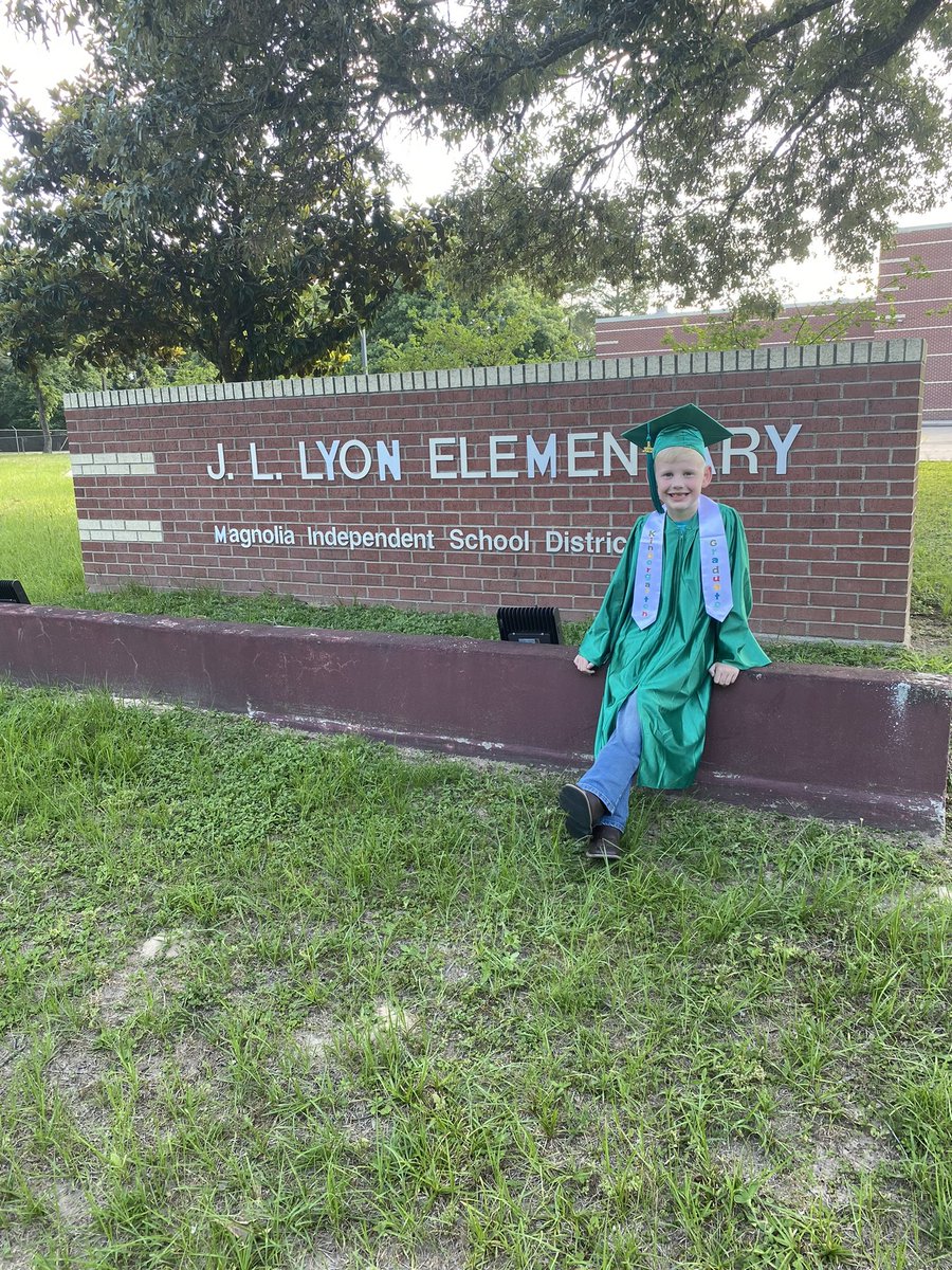 librarianlife22's tweet photo. My grandson Caleb has his Kindergarten graduation ceremony on Wednesday.  His Mom took some pictures today. https://t.co/sp9nN8SpQX
