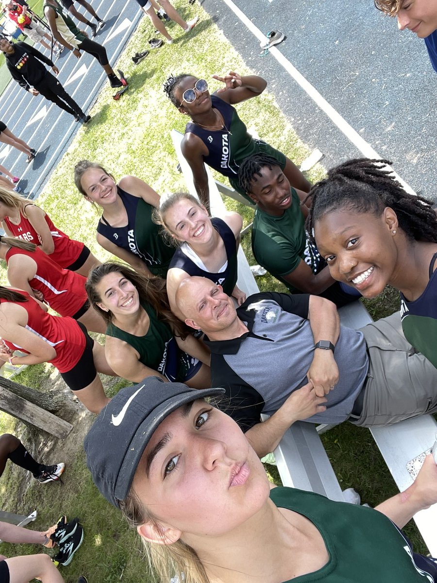 MrPojeta's tweet photo. I may never be Insta-famous or have a selfie go viral; but I know I’ve made a positive impact on the lives of the athletes I coach. These seniors have given me the best four years of my coaching career. @Emmapayneee @Mia70269702  Gabby… https://t.co/6fwKQwpajt