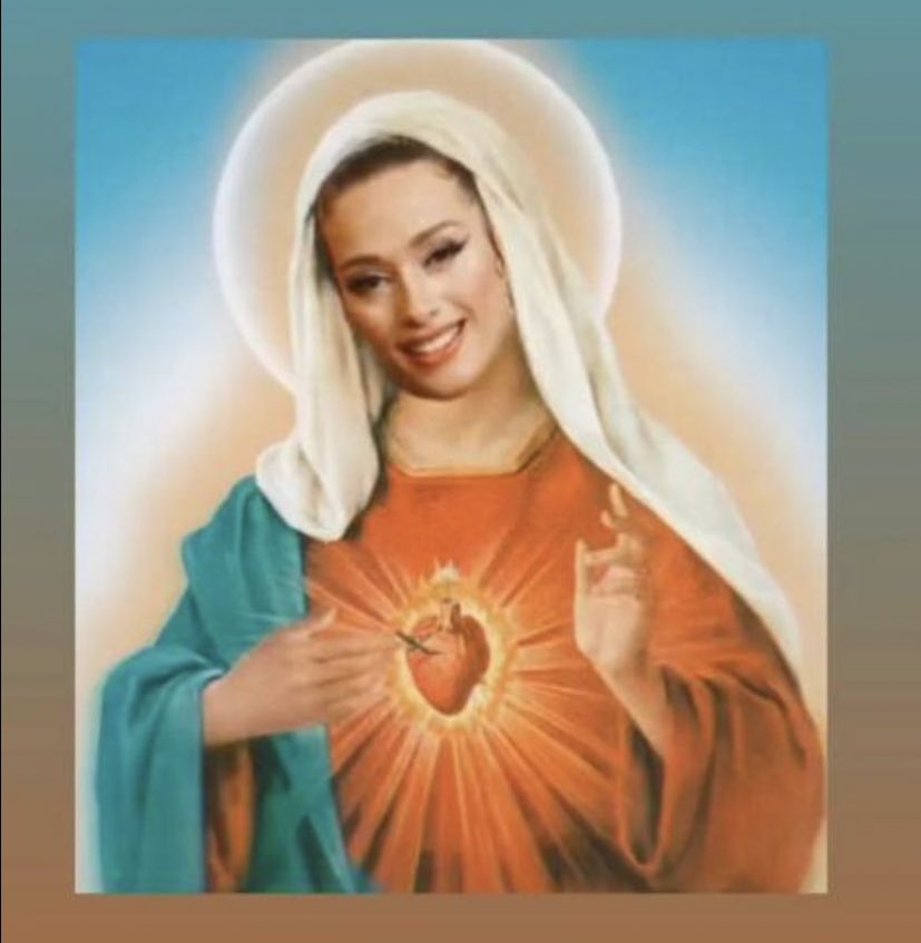 Mannu_MAC's tweet photo. Reina del martes santo https://t.co/i1CylLDvEG