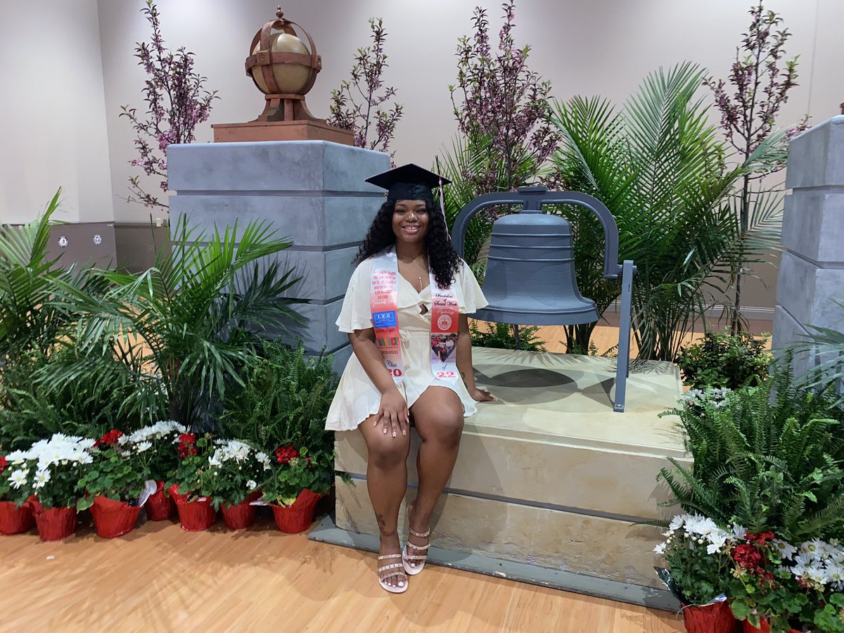 IYC_ISU's tweet photo. 💙IYC’s Spring ‘22 Graduates💙

Congratulations Ashley! 

We are so proud of you 💙 https://t.co/qGAKDs783Y