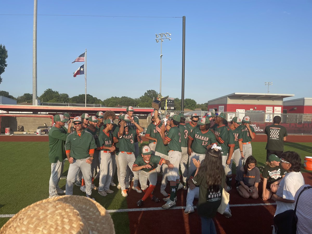 Congratulations to our baseball team. Area Champs. They battled a great Mansfield team, 110 degrees on the turf and found a way to win #RAC