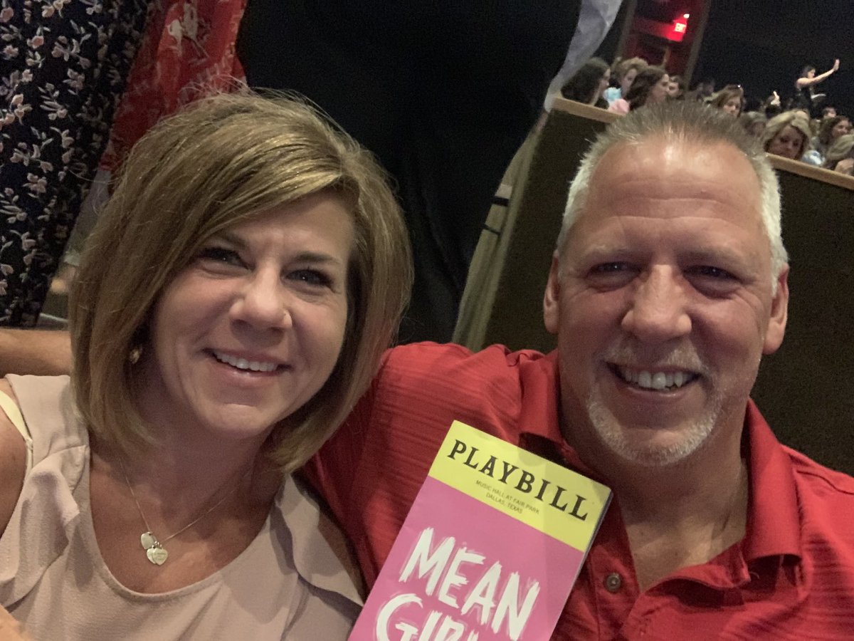 bpennhomedepot's tweet photo. Date night to see Mean Girls ⁦@Penn_DSM⁩ https://t.co/ebf5WL3RU0