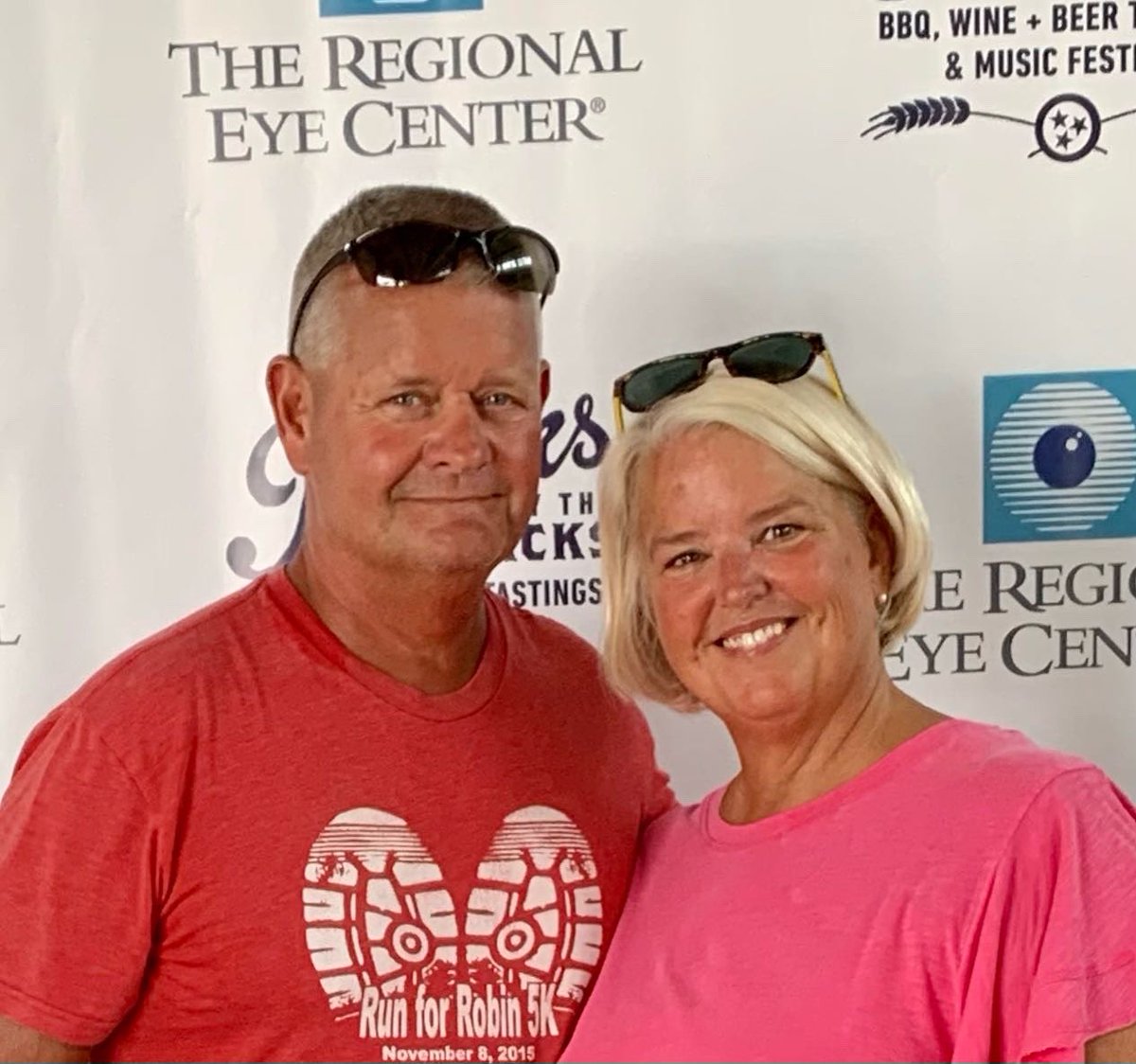 ETSU90's tweet photo. Fun day in #myhometown #KingsportTN attending @RacksByTracks with @abcrowley90 & @CarlaChildress #GoodBBQ #GoodMusic #GoodDrinks and lots of fun with #EastTennesseeLiving https://t.co/9KDVuxoO7K