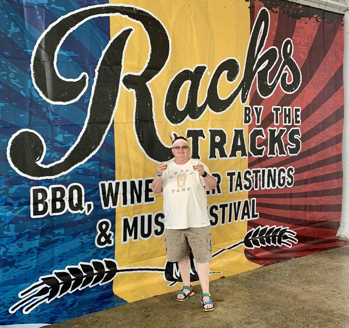 ETSU90's tweet photo. Fun day in #myhometown #KingsportTN attending @RacksByTracks with @abcrowley90 & @CarlaChildress #GoodBBQ #GoodMusic #GoodDrinks and lots of fun with #EastTennesseeLiving https://t.co/9KDVuxoO7K