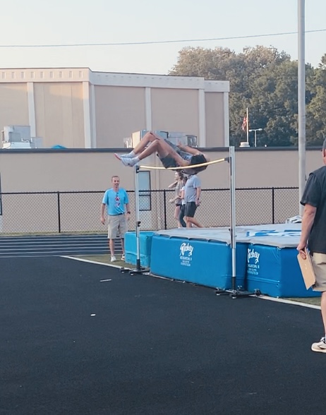 Davis making it look easy at the 2022 West Region Championships.