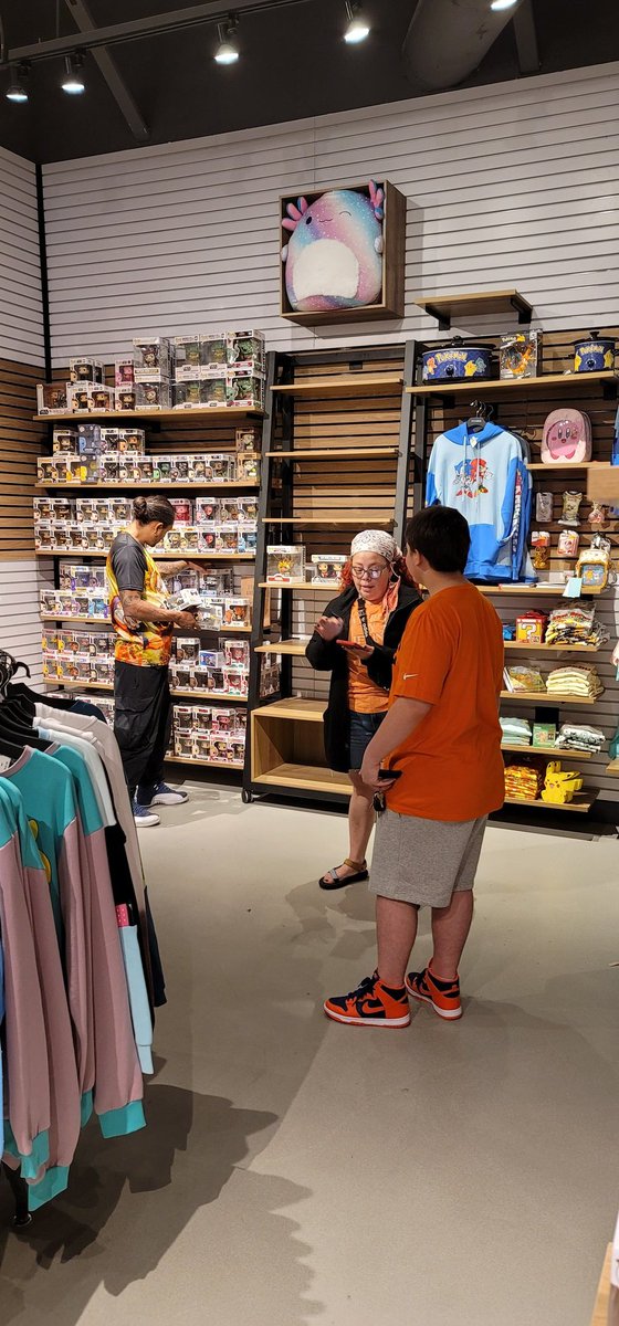 LexxDaTurtle's tweet photo. Wsup Fam!
Lil Man just made his first deal at my local resell store, Impossible Kicks. He got me emotional following in my footsteps. Plus he was making moves at BoxLunch. So proud of him!
🐢👀🔥😱
@SneakerAdmirals @BoxLunchGifts
#ImpossibleKicks #Grinding https://t.co/ljqp3ojdCy
