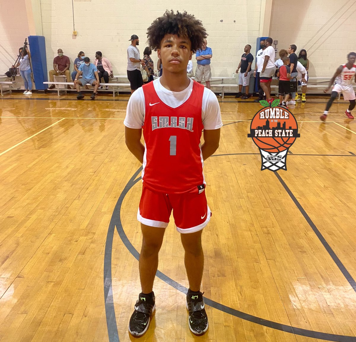 NGSHoops's tweet photo. 2025 standout G Isaiah Peters led Team S.M.A.S.H to a convincing 70-46 win against Charge Academy. Peters out of Mill Creek HS finished with a dominant game high 23 points in the win. https://t.co/K6mOVOPE3G