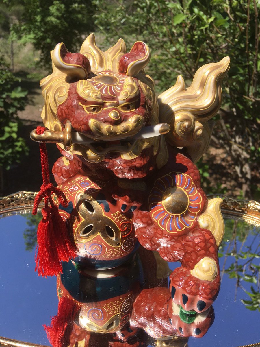 OWTShop's tweet photo. Excited to share this item from my #etsy shop: Vintage Large Japanese Porcelain Imperial Guardian Temple Lion 石獅 Foo Dog Fu Dog Oriental Decor #fudog #shishilion #orientalfigure #guardianlion #imperialguardian https://t.co/IfFWefUfWy https://t.co/tScAfCG4eW