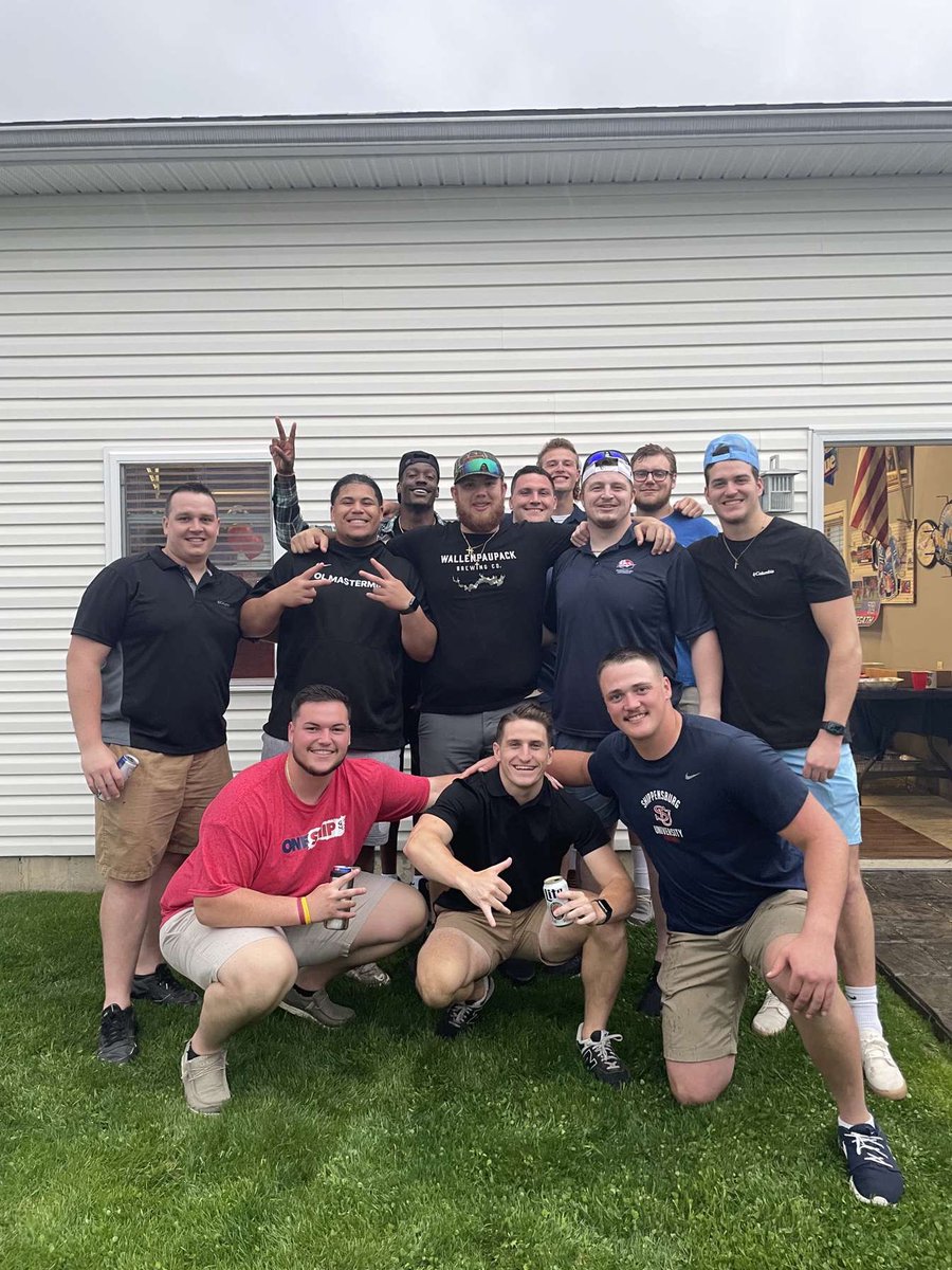 C_Tinner's tweet photo. Family. #RRP https://t.co/t7emfWYewq