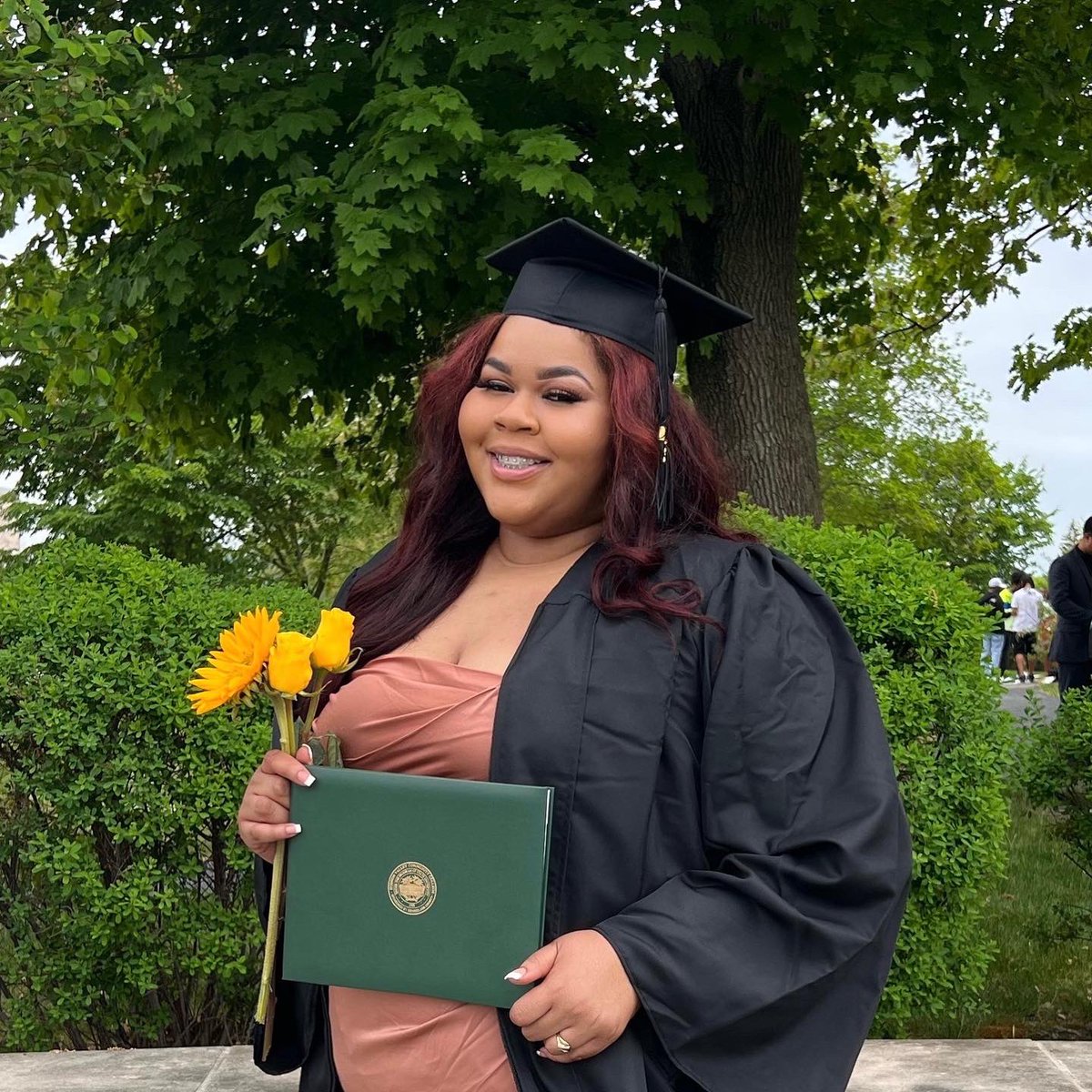 __thecj's tweet photo. Just got 1 degree hotter 🔥 #Classof2022 https://t.co/LDZuS7l3vt