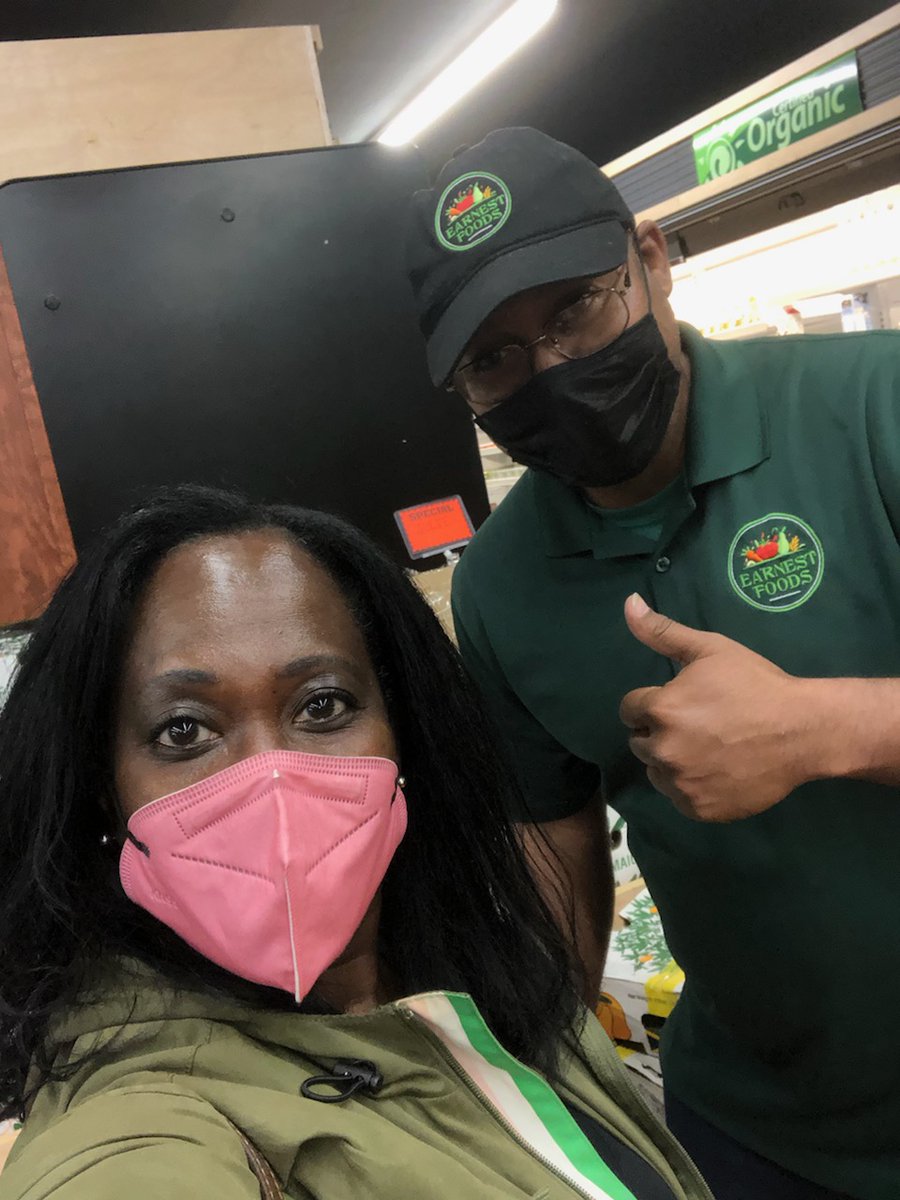 EpsilonPiOmega's tweet photo. What better way of celebrating our 72nd year serving Queens, NY than committing to complete 72 acts of service! 

Join us as we support Community Fridges and local Black Business.
#ChapterAnniversary #EpicEPiO #QueensAKAs https://t.co/SIuVEVspny