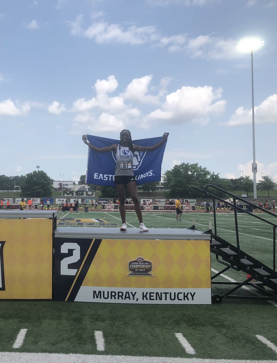 🚨 School Record Alert🚨 
Akiya Kollore broke the 39 year old EIU 200m record with a time of 23.67. She amassed over 20 points at the OVC Championships!!!
