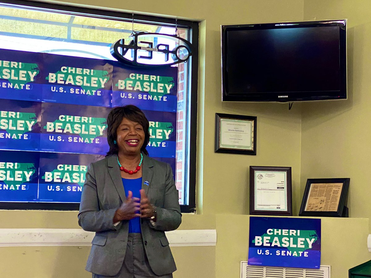 abreezeclayton's tweet photo. a big thank you to the folks at Miracles Barbershop for helping host @CheriBeasleyNC ~in person~ in Person today!!!
#Rural democrats deserve a representative who meets them where they are. Thank you Justice Beasley for coming to Person!!! 🤠✨💥⭐️
#KeepItRural #RuralMatters https://t.co/pEsaShXunw