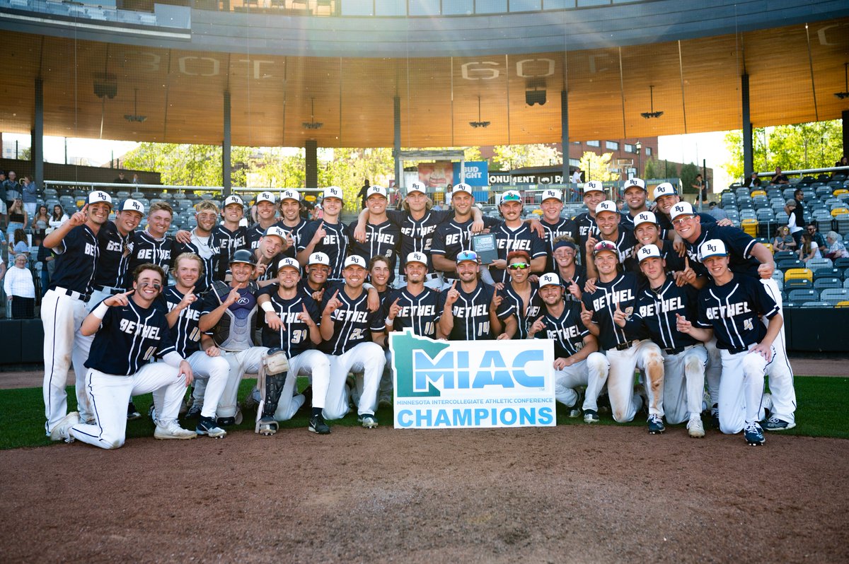 BethelRoyals's tweet image. Going to have to make some more room in the trophy case! 😏  #WeAreBU x #d3baseball 

Selection show Monday at 11 a.m. on NCAA.com

RECAP: bit.ly/bsbMIACchamps