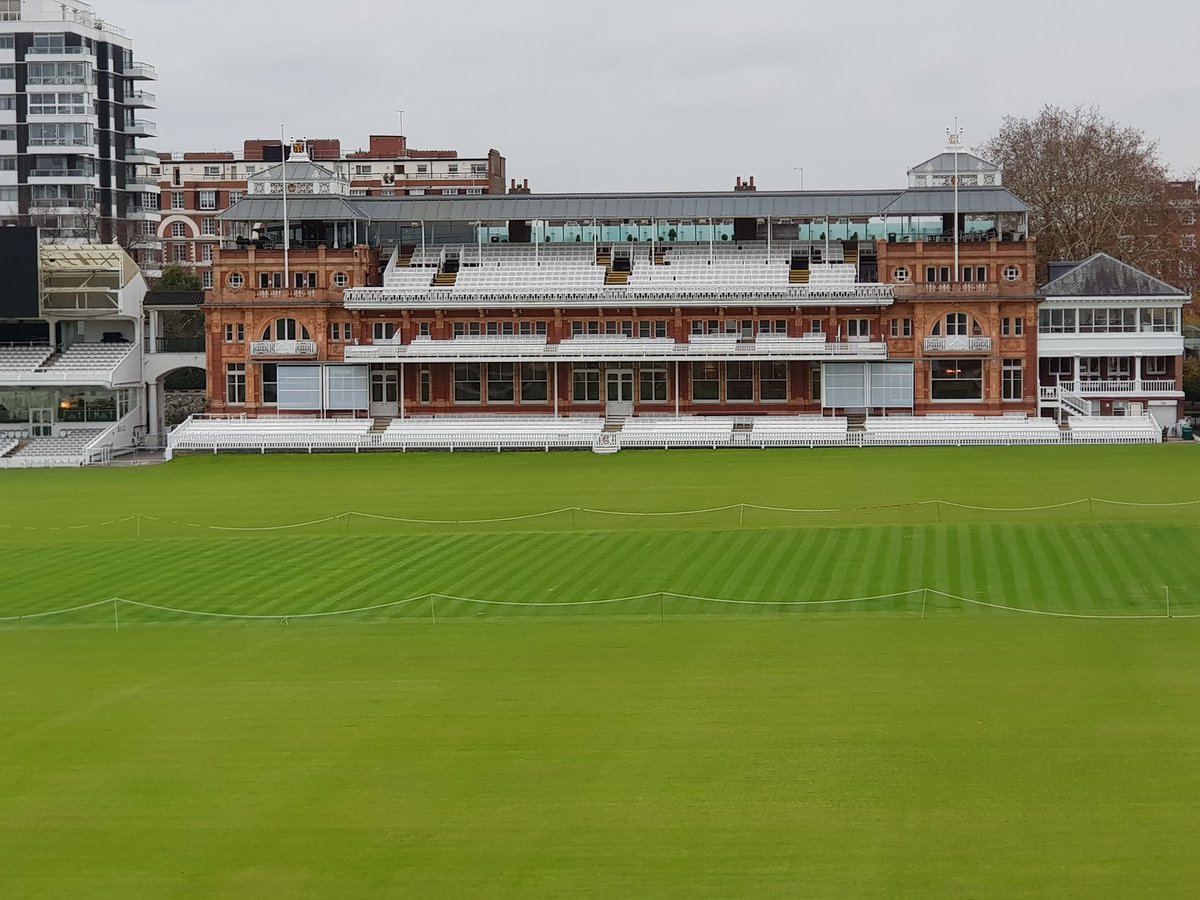 Rushi_Punekar's tweet photo. #theme_pic_india
#displayday
@omkarthatte sir

Lords, London and Newlands, Cape Town https://t.co/oO8H5BhHOI