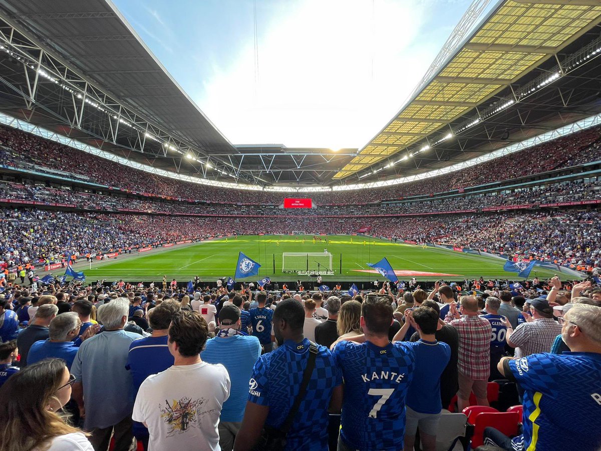GeorgeOrchard6's tweet photo. LIVERPOOL 🔴 VS CHELSEA 🟡 #EmiratesFACup #FACupFinal https://t.co/oEv5acZI8a