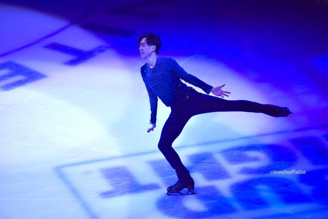 VincentZhouJPFC's tweet photo. @starsonice 本日のシカゴ公演のお写真です✨①
@govincentzhou #VincentZhou #ヴィンセントジョウ #SOI2022 https://t.co/FJtkjzbHmb