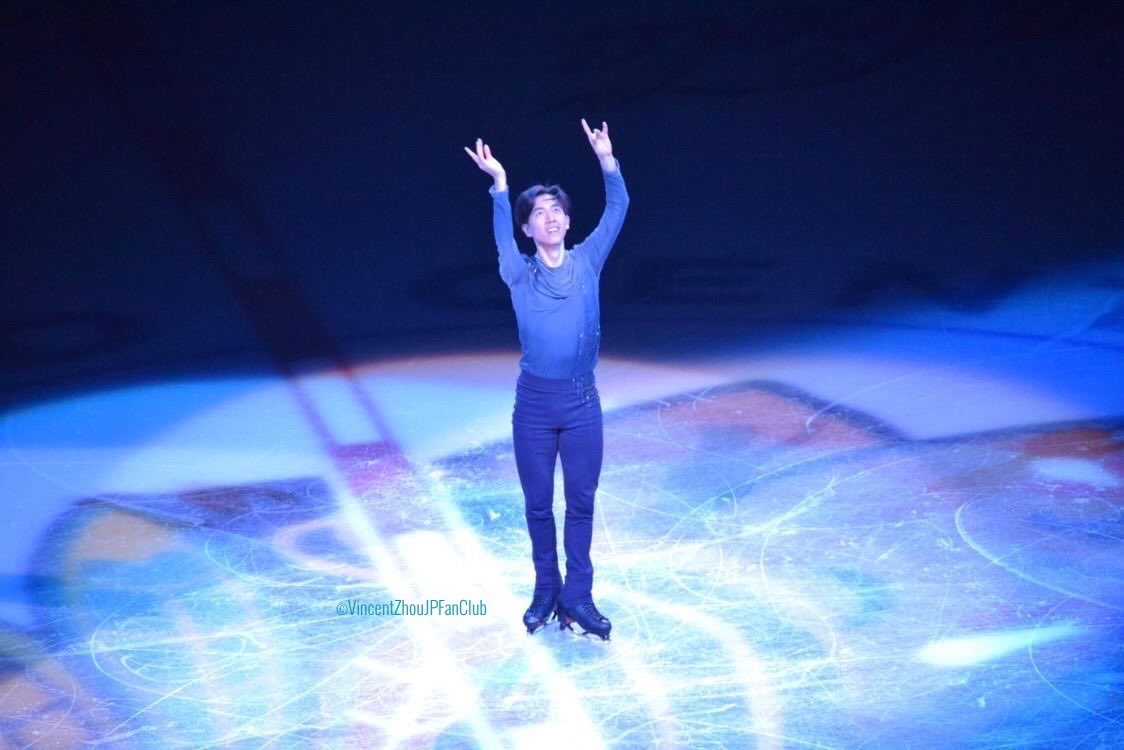 VincentZhouJPFC's tweet photo. @starsonice 本日のシカゴ公演のお写真です✨①
@govincentzhou #VincentZhou #ヴィンセントジョウ #SOI2022 https://t.co/FJtkjzbHmb