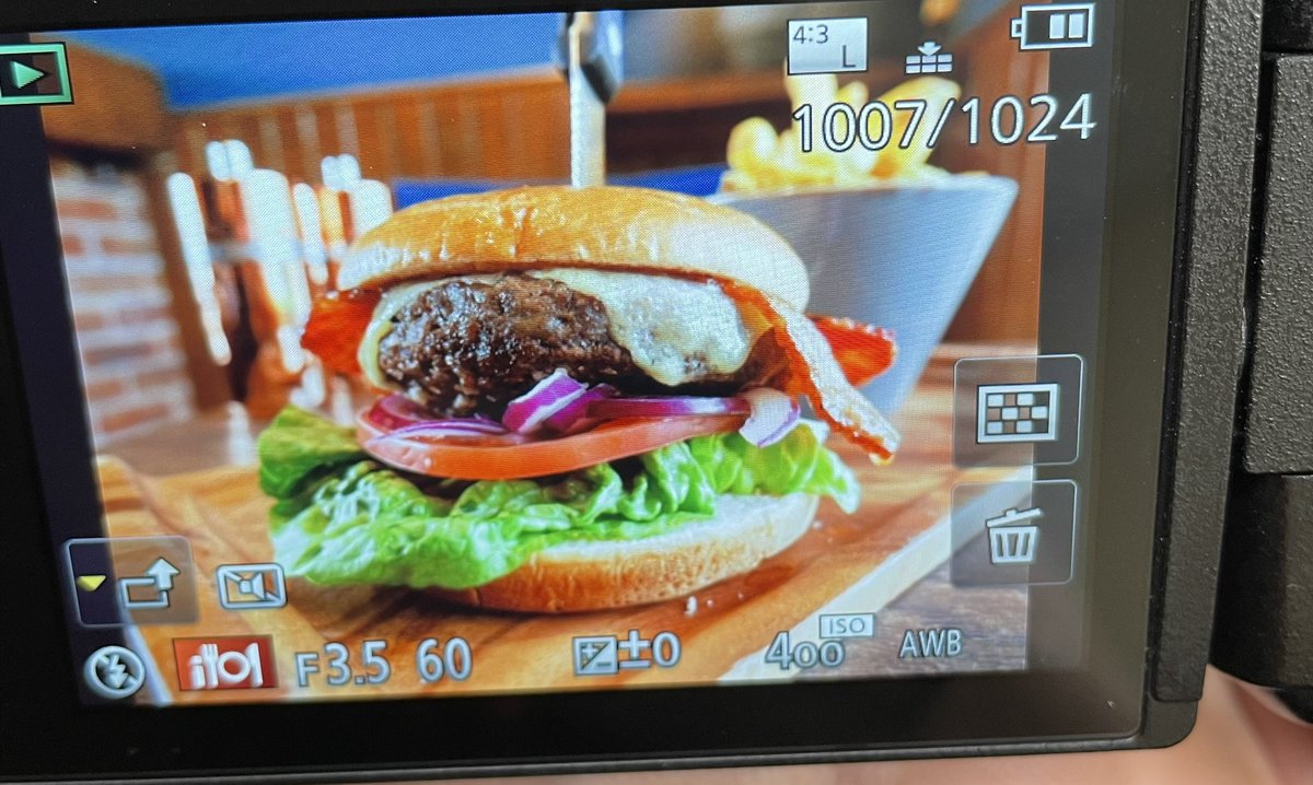mamidesigns's tweet photo. Trying out some food photography this week but could do with some more lessons explaining the mysteries of my Panasonic. Anyone have tricks for food?
#PanasonicLumix #foodphotography #teachmephotography https://t.co/pWd7qRfLTd