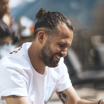 MickMuret's tweet photo. #NouvellePhotoDeProfil https://t.co/wIKqenujJr
