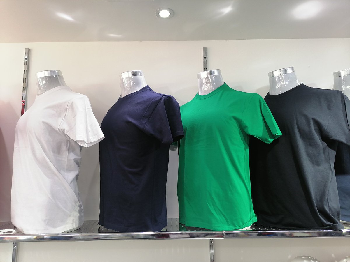 king_saraz's tweet photo. @drjaytee87 Plain Tshirts  160gsm
$3 wholesale price
J Way Mall oposite Ok julius Nyerere
0716079889 https://t.co/dhZAOYBrep