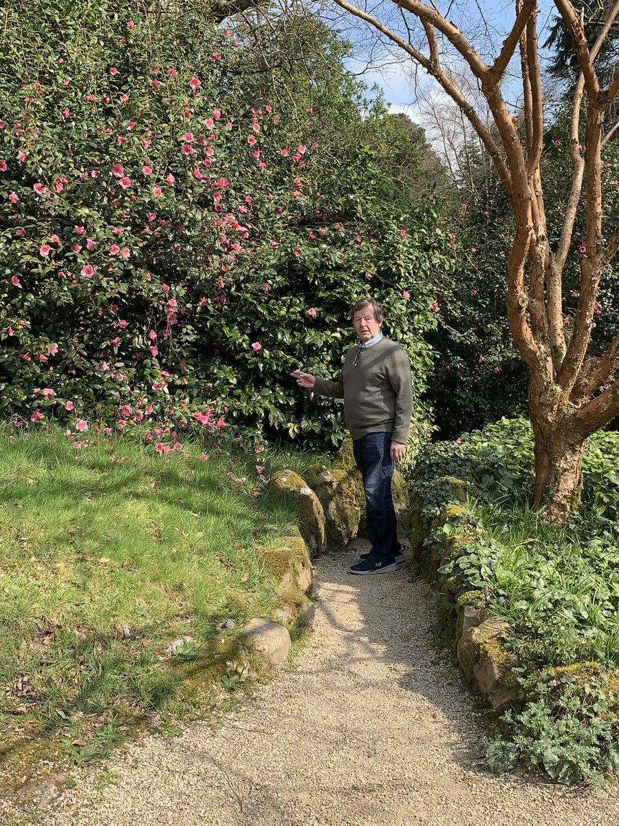 RobbieVincent's tweet photo. Come rain or shine #MusicGarden budding with those #EssentialRhythms. Hope you can join me #RobbieVincent on @jazzfm at 1pm #Jazz #Funk #Soul some from the #matureside some from the #freshside #RobbieVincentShow #JazzFM #IfitMovesFunkit https://t.co/Mcwz9pOJ79