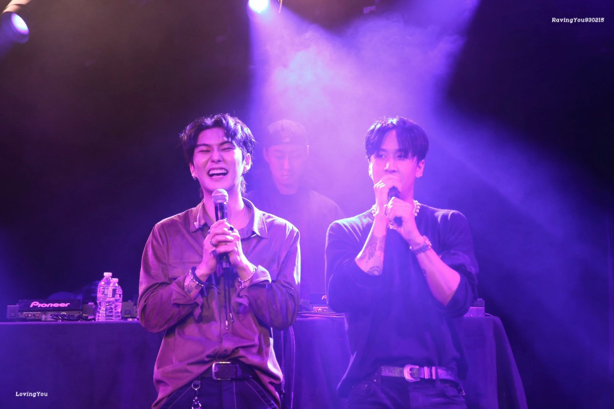 RavingYou930215's tweet photo. @xydofficial 

#GROOVL1N #그루블린 #GROOVL1NinUSA #GROOVL1NinNYC #RAVI #라비 #Xydo #시도 https://t.co/fWhgECtrUT