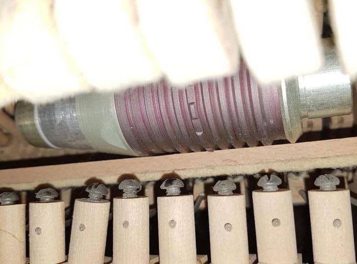 lesiavasylenko's tweet photo. Boobytrapped piano if a 10 yo girl in #Bucha. The child’s awards were displayed in the wrong order and of course the mother noticed. Tragedy was prevented. Everyday such reminders of #Russia cruelty come up in #Ukraine https://t.co/vyKc7Yct0R