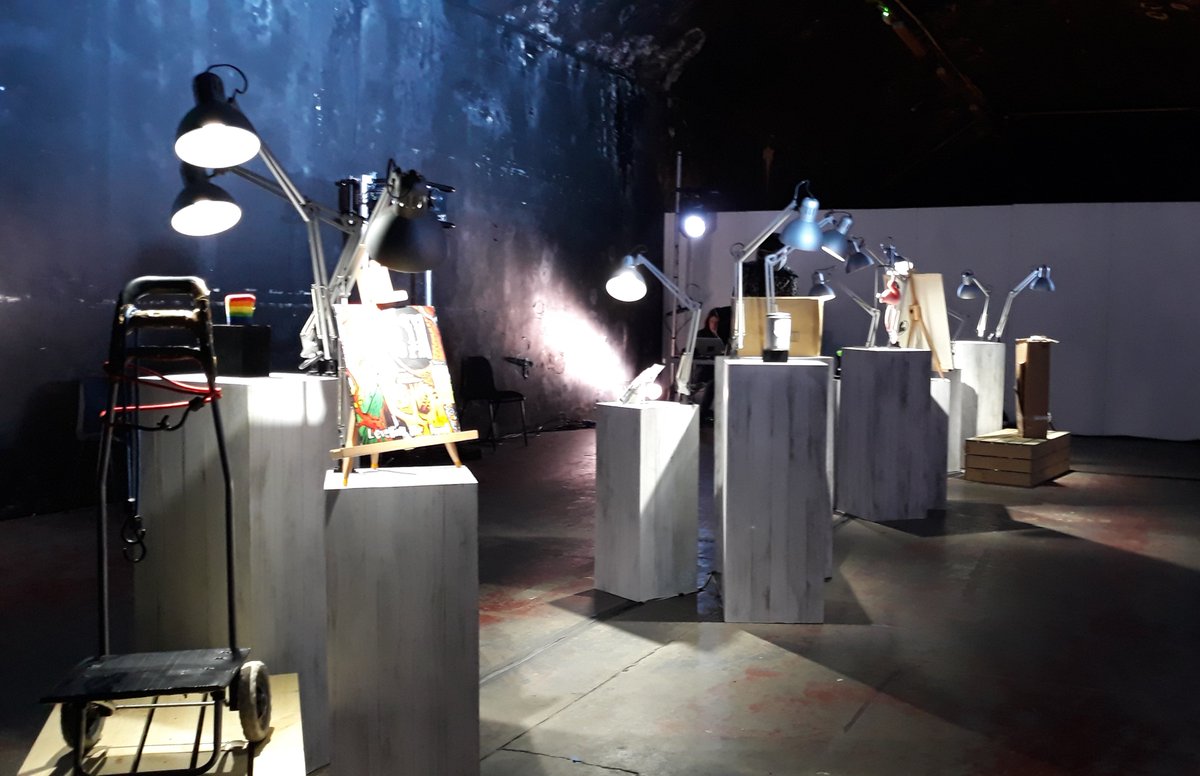 bullringbash1's tweet photo. @turtleandturtle @LondonersLondon @Miss_Snuffy @MandHShow @our_MoH @MarDixon @TinctureOfMuse @VanneckKatie @katenash @TheLondonHughes @AdamRHemmings @charlotteh71 @MatthewdAncona Yep..and quite possibly many others as the #SecretMuseum tour before entering the Museum ..started at what was the Bullring now where the IMAX cinema now stands Congrats from Bullring your award ๐ https://t.co/9Dd1qVpFlh