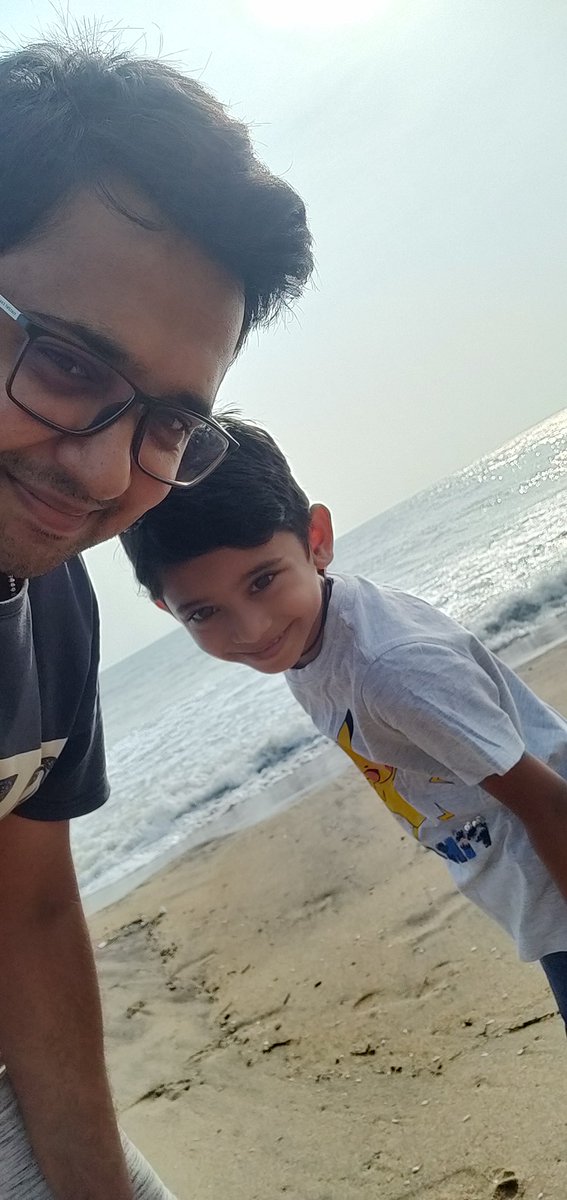 sriganesh_k's tweet photo. Good morning Chennai. pleasant day to start the day at the east coast beach 🏖️ #beach #Chennai #beachvibes https://t.co/lmO19ujwGV