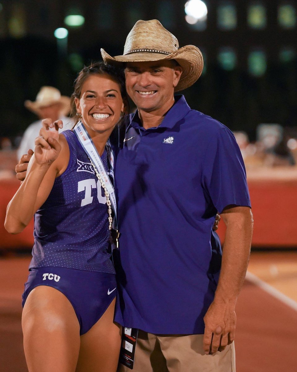 Celebrating a Big 12 bronze medal with the best pole vault coach in the world! 😈🐸

#GoFrogs | #Big12TF