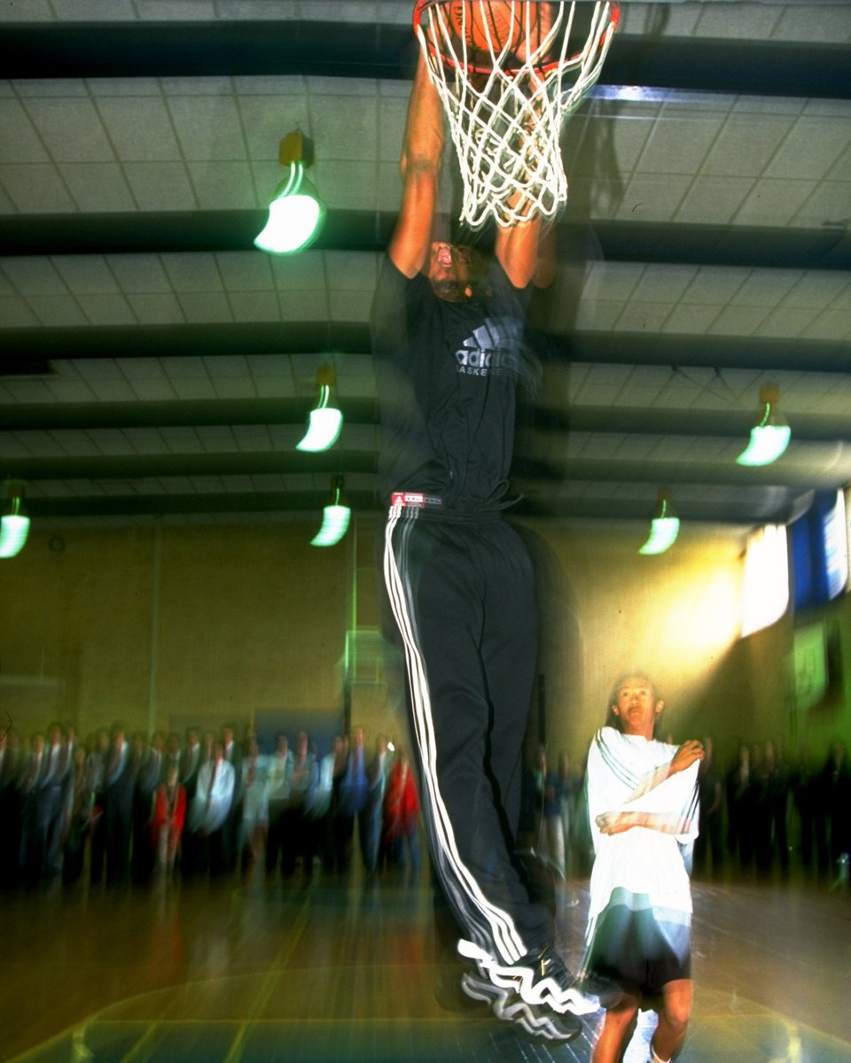 SLAMKicks's tweet photo. These photos of young Bean in Sydney, AUS wearing the KB8 go crazy https://t.co/M6uSV6BPEU