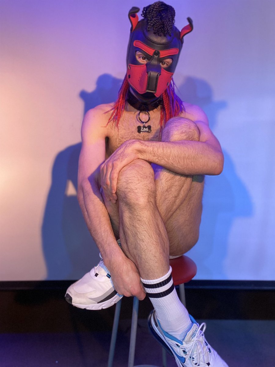 ZeusHardplay's tweet photo. got very strange poses))) https://t.co/fAkjrr2Edu