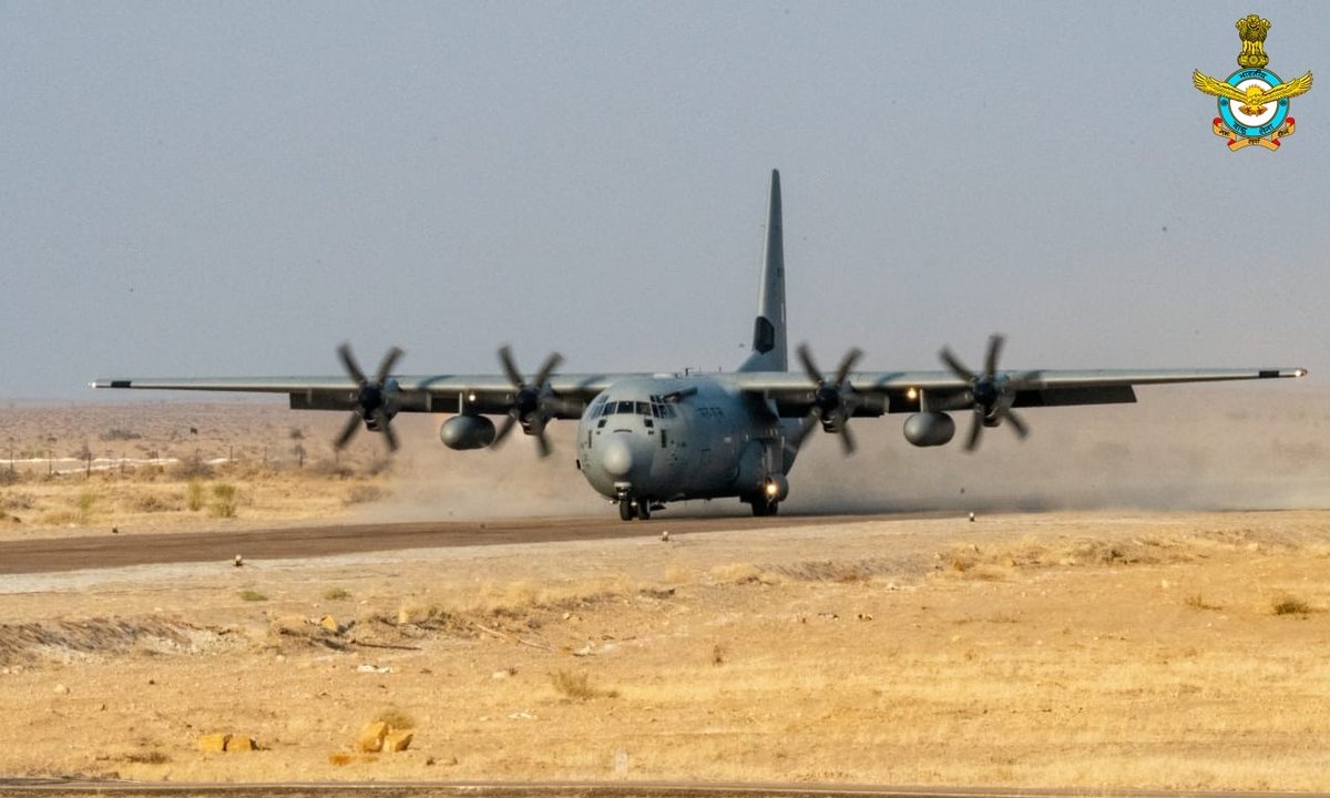 IAF_MCC's tweet photo. IAF's C-130J is a multi-engine transport aircraft primarily employed in Special Ops. It is a versatile machine with capability to land &amp; take off from short runways making it a highly effective platform for Humanitarian Assistance &amp; Disaster Relief missions.

#IAFCapabilities https://t.co/4ZnZpv7jRU