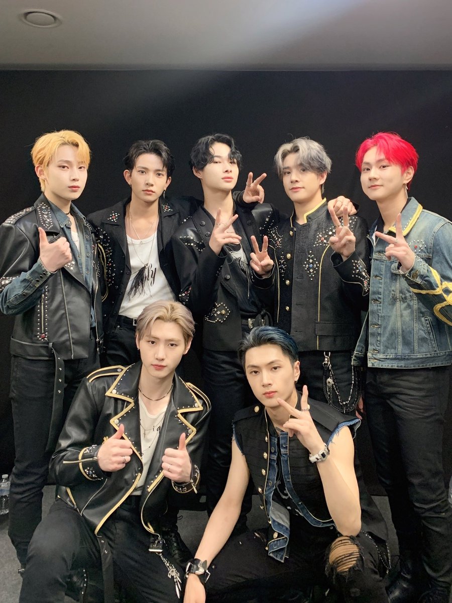 luvskjnn's tweet photo. los amo tanto, son tan increíbles <3 https://t.co/82YzQ2rGFW