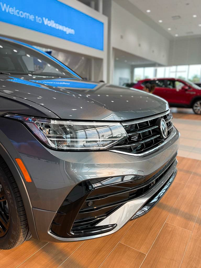 P57VW's tweet photo. The Tiguan R-Line is essentially an upgraded version of the standard Volkswagen Tiguan. It adds a plethora of performance, safety, and technology features.
📍16825 NW 57th Ave, Miami Gardens 📞 786-396-1581⁣
#vw #vwlife #vwlove #vwlovers #vwlifestyle  #vwdaily #vwarteon https://t.co/NuMmvviXpA