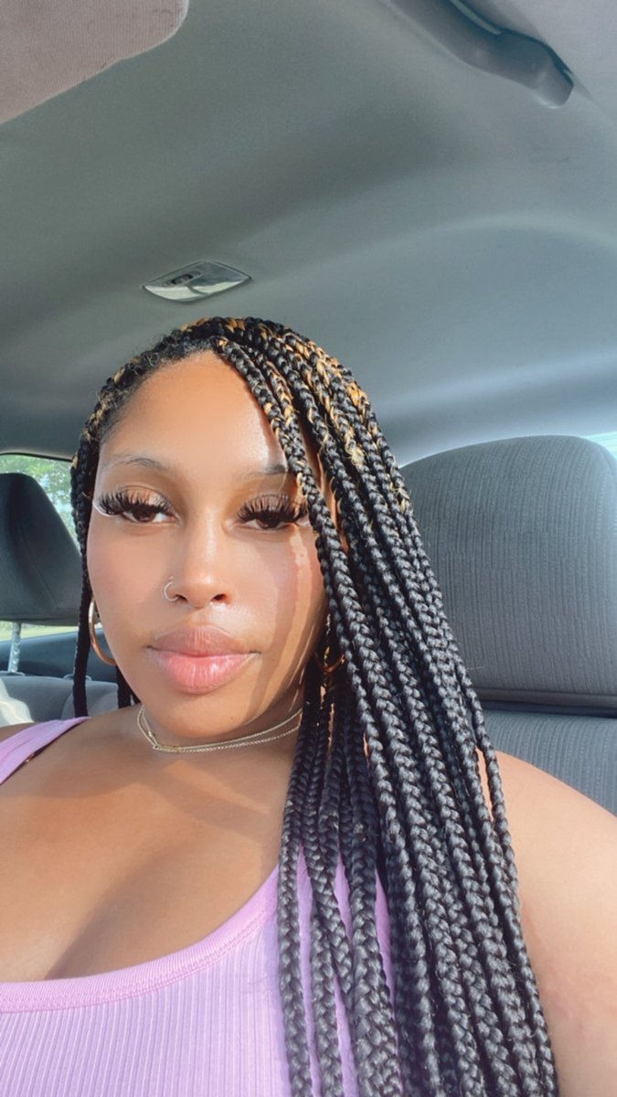 TheQueenTee_'s tweet photo. #NewProfilePic + keeping it $oft https://t.co/ao3br2dEDP