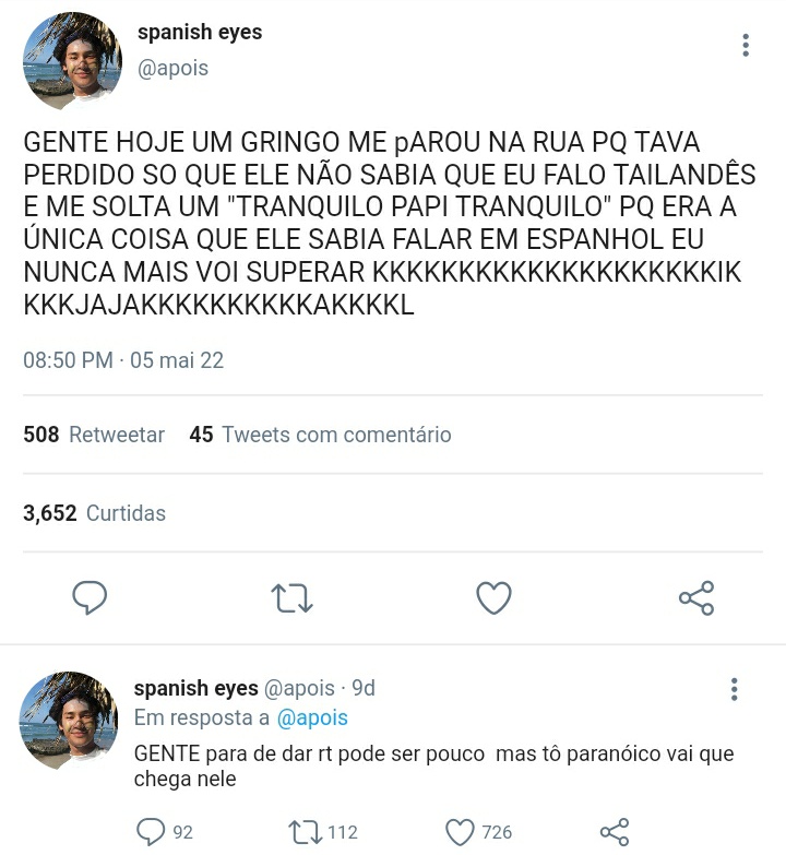 CAROLISVERSO's tweet photo. mileapo! au - papi?

Onde Mile, um turista tailandês, se perde nas ruas da Espanha e tenta pedir ajuda. Por causa de seu amigo, ele acredita fielmente que "me ajude" em espanhol é "Tranquilo Papi", enquanto Apo é um espanhol que é parado por um gringo perdido... https://t.co/EWYQvL5joe