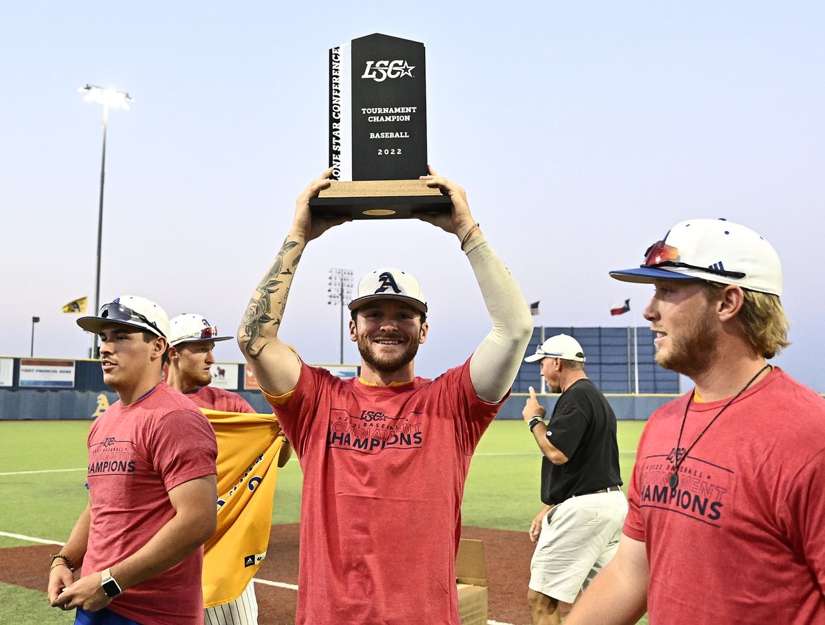 angeloathletics's tweet photo. Views from @RamsASUbaseball's LSC Tournament title! https://t.co/QGTp5xCYlq