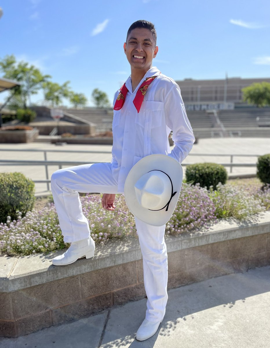 Pics from our annual Mother’s Day Gift photo shoot: Spotlighting two of our male members.