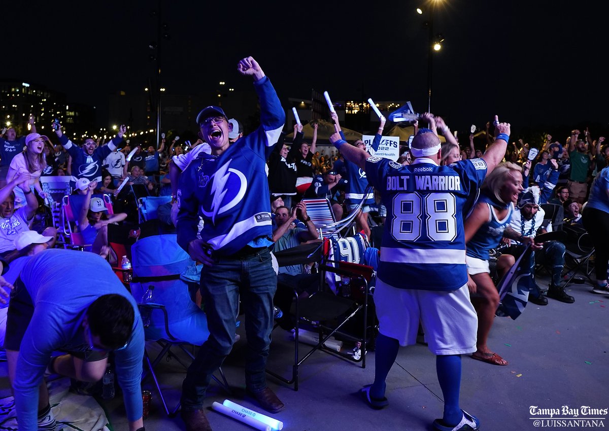 LuisSantana's tweet photo. Tonight was a beautiful night for a #GoBolts  Win. https://t.co/Dbp44gEH0f