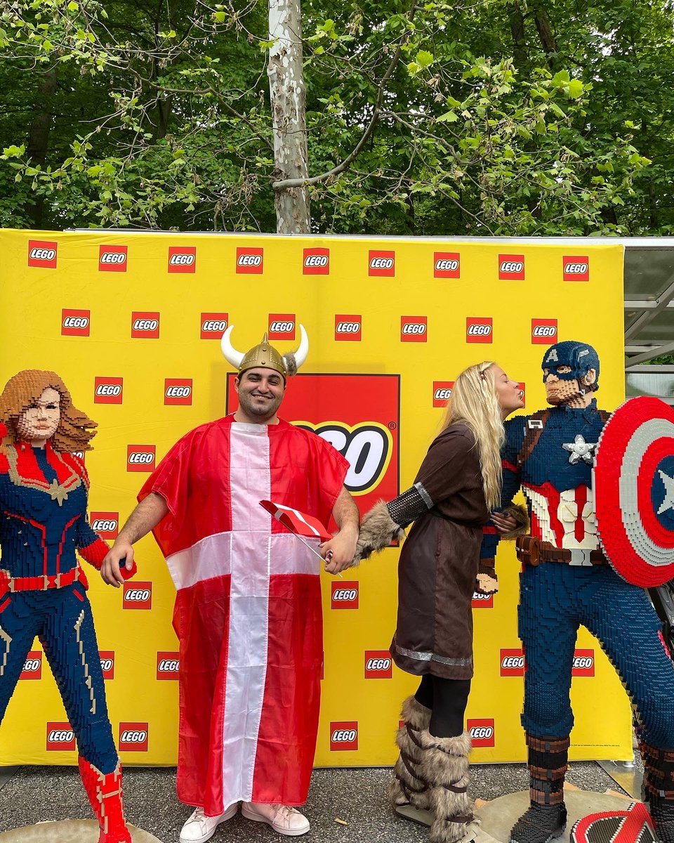 JacobVind's tweet image. Thank you to the almost 6000 ‘Washingtonians’ who turned up for our #euopenhouse at the Embassy Today