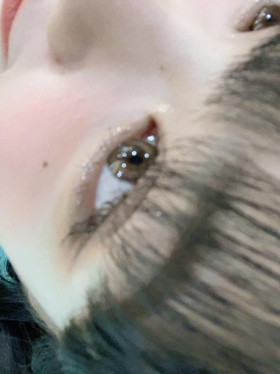 LE_SSERAFIMFL's tweet photo. 오늘 의상 뭐게~
궁금하제 https://t.co/a4STmEwcbF