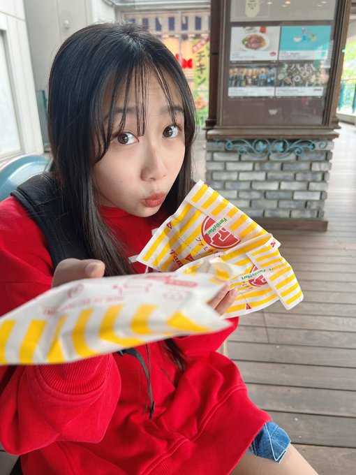 Twitterのコスプレ画像17